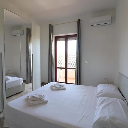 Casa Federica Near & Center Ac, Wifi & 6 Sleeps Otrante