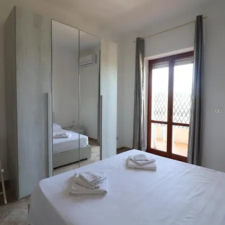 Casa Federica Near & Center Ac, Wifi & 6 Sleeps Otrante