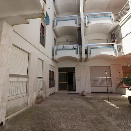Casa Federica Near Beach&center Ac, Wifi&6 Sleeps Appartamento *